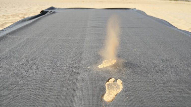 antistatic liners prevent dust