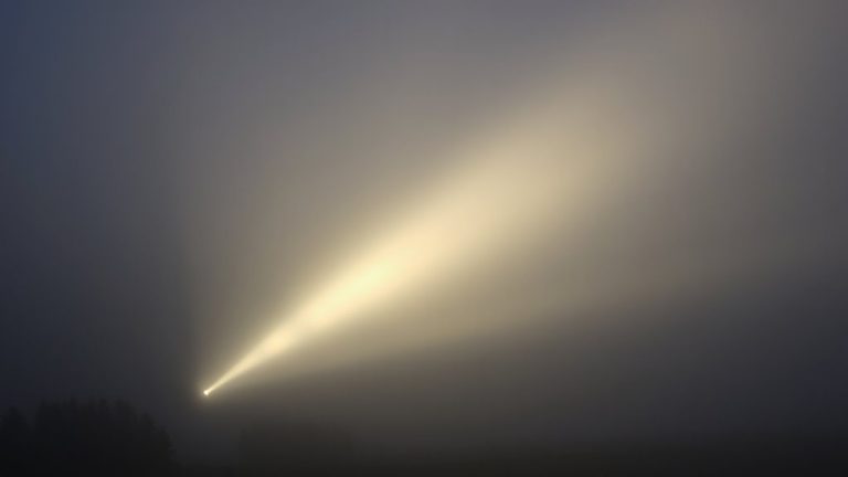 flashlight beam visibility test